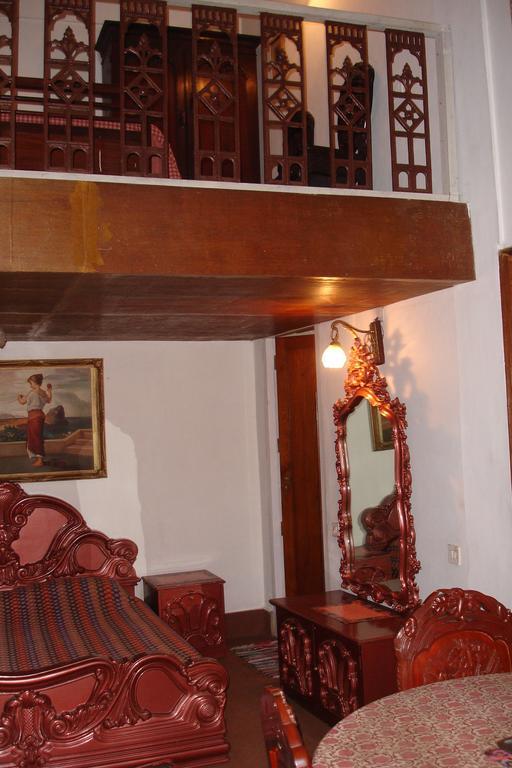 The Red House Bed & Breakfast Ooty Rom bilde