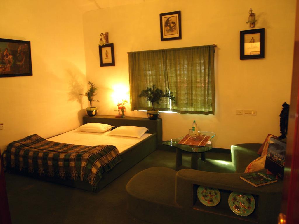 The Red House Bed & Breakfast Ooty Rom bilde