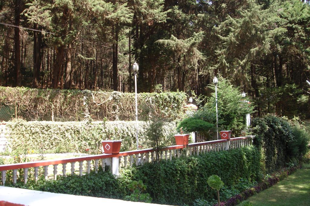 The Red House Bed & Breakfast Ooty Eksteriør bilde